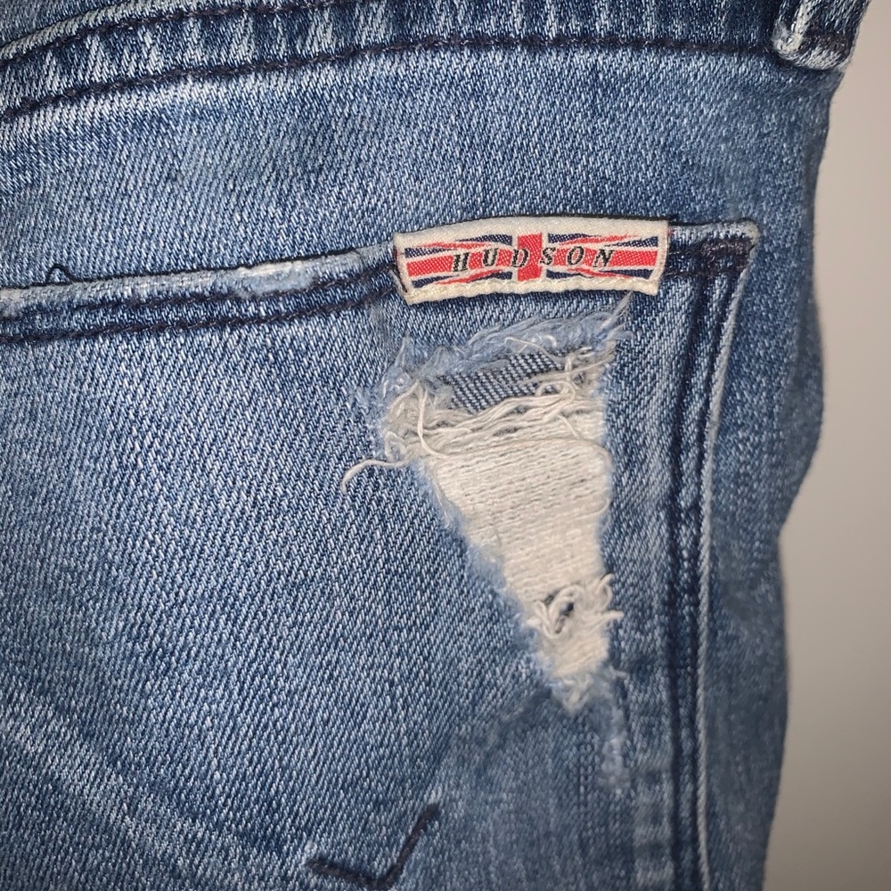 Hudson Ciara Super Skinny Exposed Button Jeans